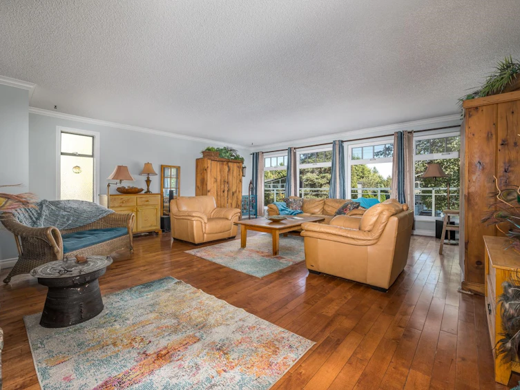453 Shannon Way, Delta, BC, V4M 2W6 - 3