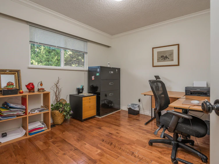 453 Shannon Way, Delta, BC, V4M 2W6 - 18