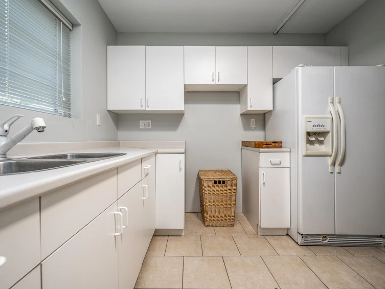453 Shannon Way, Delta, BC, V4M 2W6 - 29