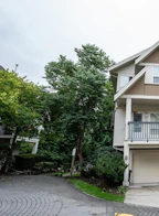 15 15065 58 Avenue