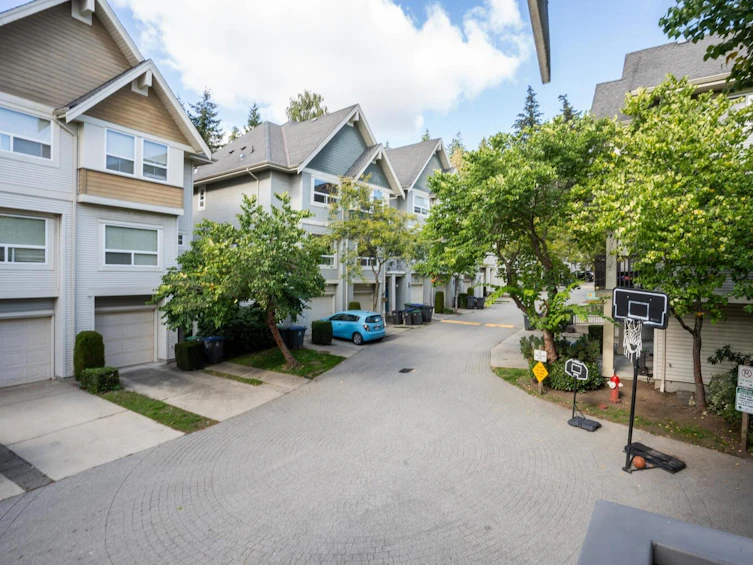15-15065 58, Surrey, BC, V3S 8Z5 - 14