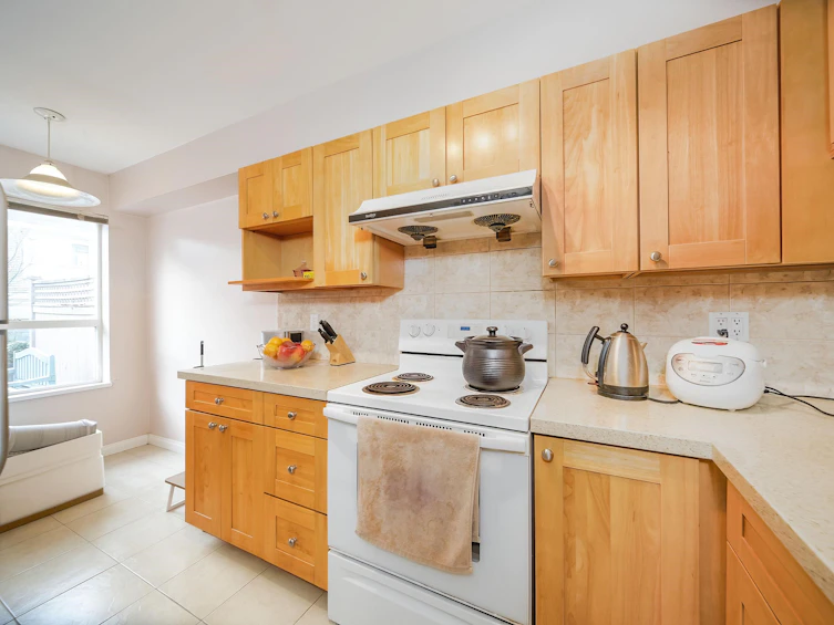 35-6670 Rumble Street, Burnaby, BC, V5E 4L4 - 3