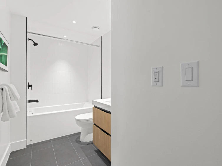 315-2235 E Broadway Street, Vancouver, BC, V5N 0J5 - 21
