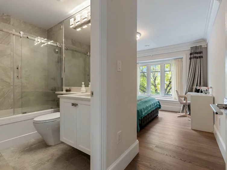 2188 W 21st Avenue, Vancouver, BC, V6L 1J3 - 16