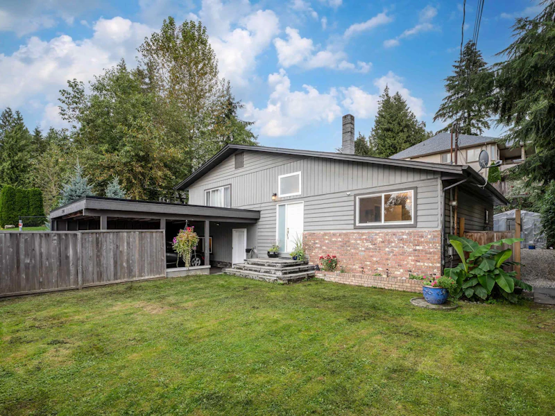 8002 Cade Barr Street, Mission BC V2V 3Z5