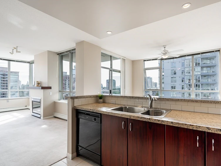 1004-120 West 16th Street, North Vancouver, BC, V7M 3N6 - 15