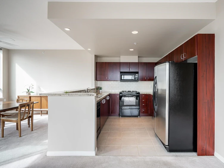 1004-120 West 16th Street, North Vancouver, BC, V7M 3N6 - 18