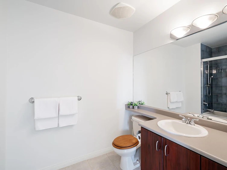 1004-120 West 16th Street, North Vancouver, BC, V7M 3N6 - 25