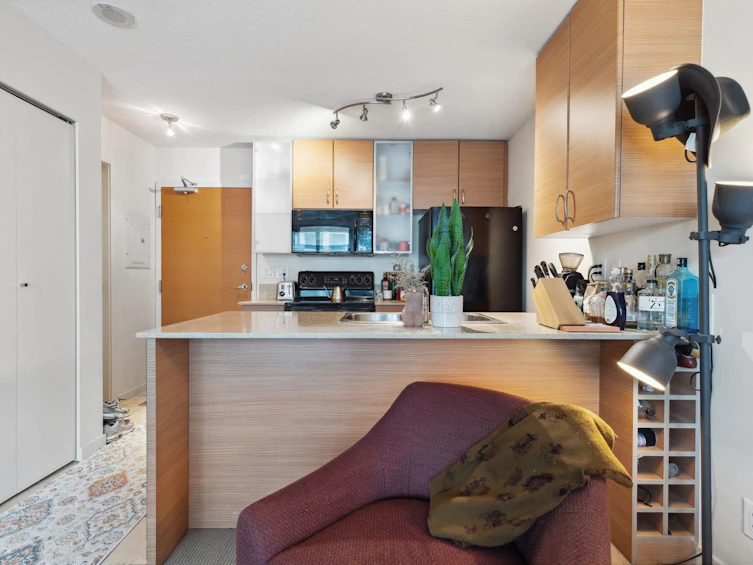 2503-977 Mainland Street, Vancouver, BC, V6B 1T2 - 11