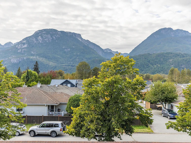 305-40100 Willow Crescent, Squamish, BC, V8B 0L3 - 17