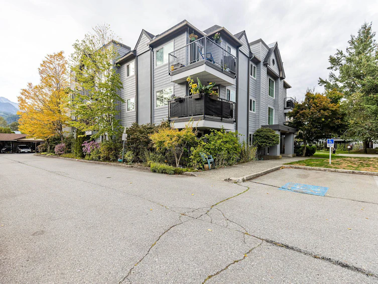 305-40100 Willow Crescent, Squamish, BC, V8B 0L3 - 19