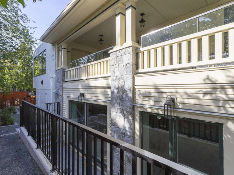 3304 Mayfair Avenue, Vancouver, BC, V6N 0C5 - 8