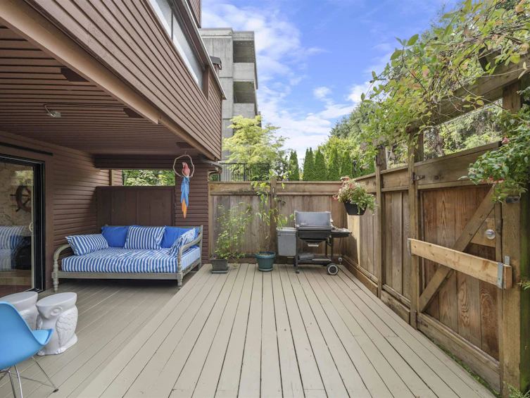 101-1827 W 3rd Avenue, Vancouver, BC, V6J 1K9 - 2