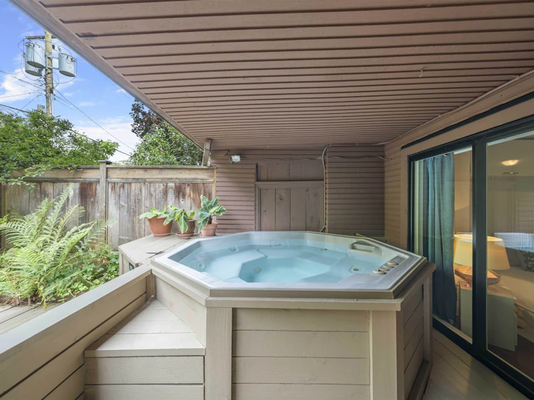 101-1827 W 3rd Avenue, Vancouver, BC, V6J 1K9 - 6