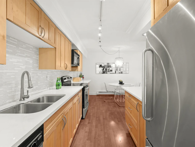 101-1827 W 3rd Avenue, Vancouver, BC, V6J 1K9 - 12