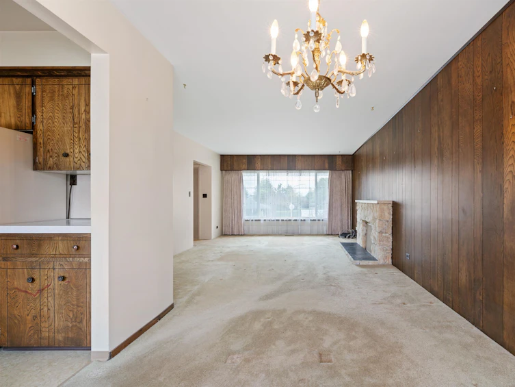 7817 Langley Street, Burnaby, BC, V3N 3Z9 - 9
