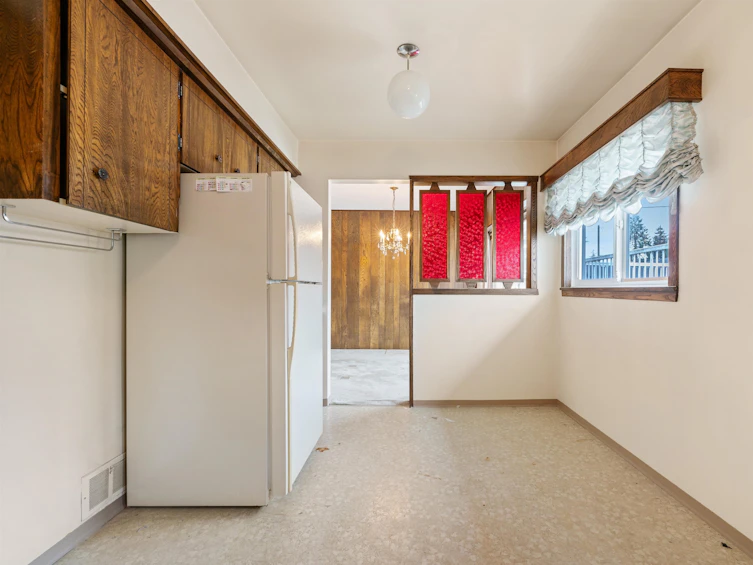 7817 Langley Street, Burnaby, BC, V3N 3Z9 - 7