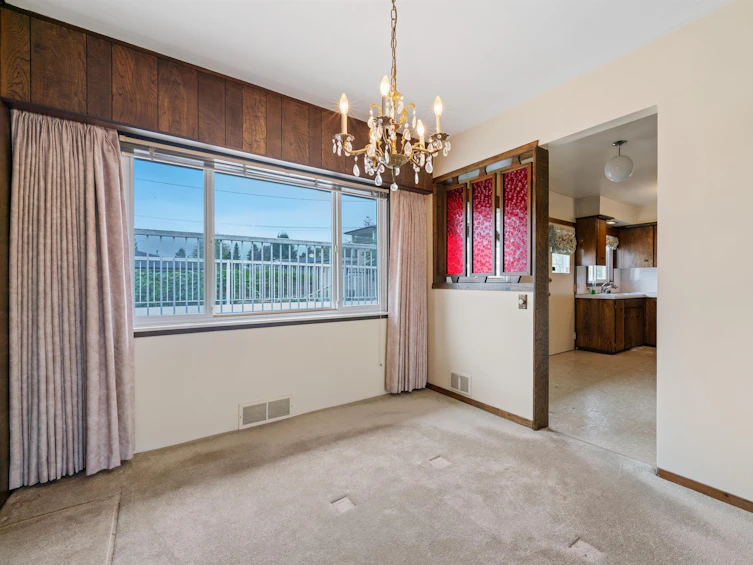 7817 Langley Street, Burnaby, BC, V3N 3Z9 - 10