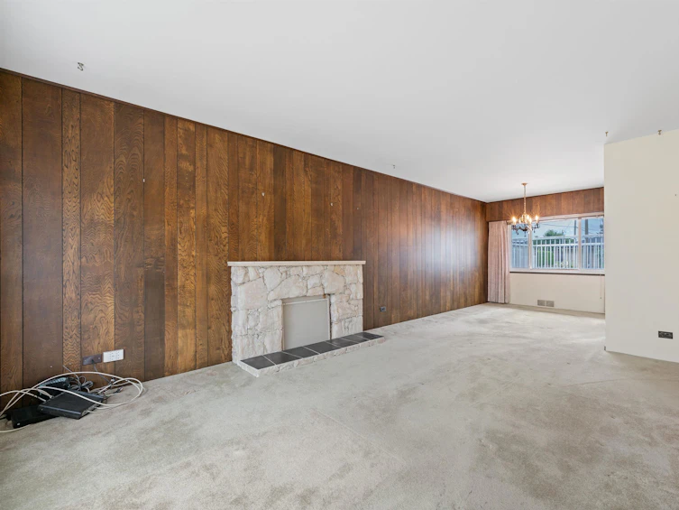 7817 Langley Street, Burnaby, BC, V3N 3Z9 - 15