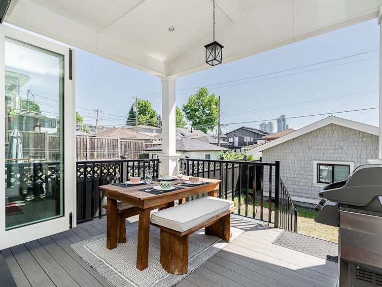 3940 Venables Street, Burnaby, BC, V5C 2Z4 - 2