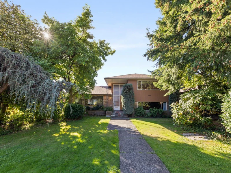 772 W 52nd Avenue, Vancouver BC V6P 1G4