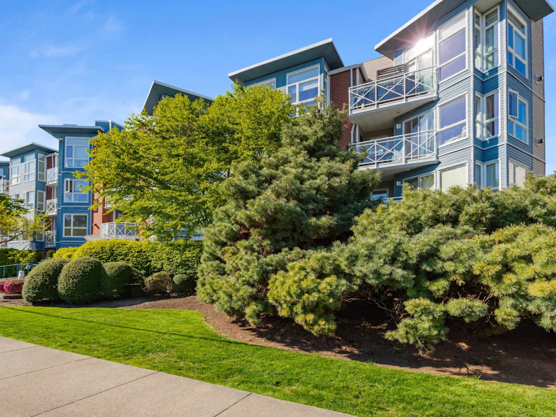 104 - 20245 53rd Avenue, Langley BC V3A 3V2