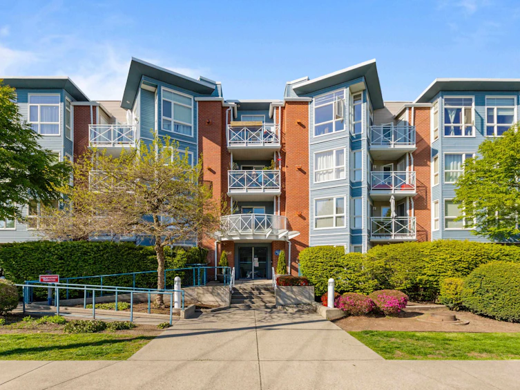 104-20245 53 Avenue, Langley, BC, V3A 3V2 - 3