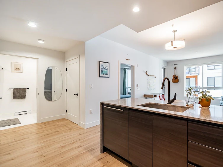 425-3131 Murray Street, Port Moody, BC, V3H 0L9