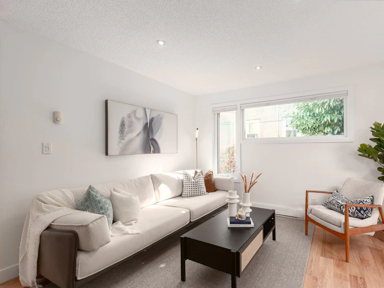 1401 Laburnum Street, Vancouver, BC, V6J 3W4 - 3