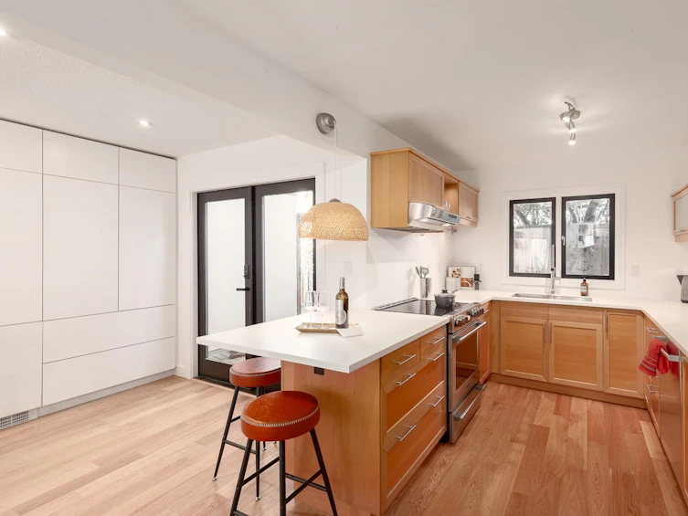1401 Laburnum Street, Vancouver, BC, V6J 3W4 - 7