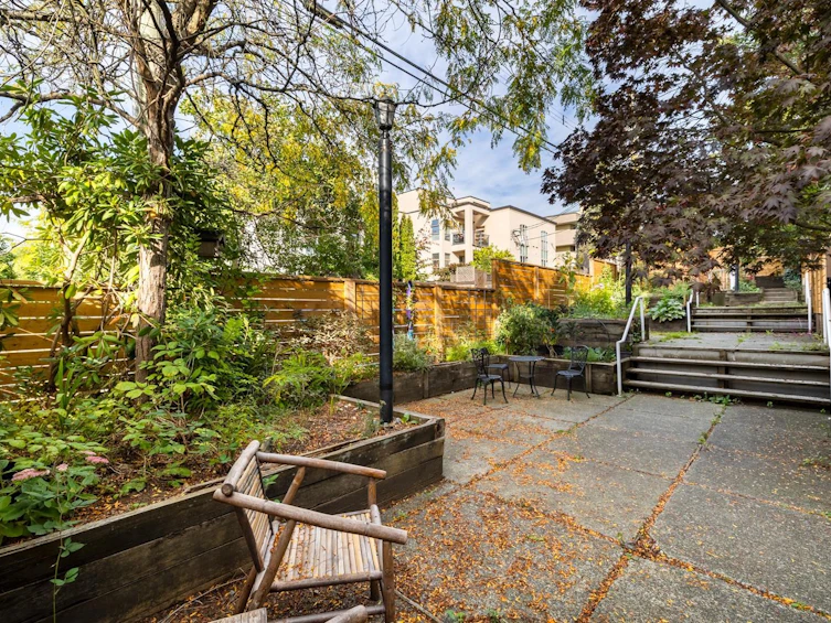 210-1823 E Georgia Street, Vancouver, BC, V5L 2B5 - 23