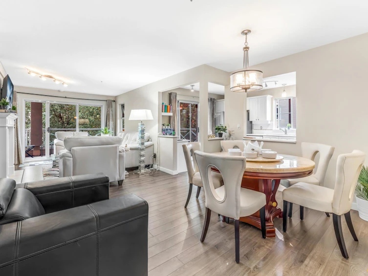 201-5568 201a Street, Langley, BC, V3A 8K5 - 5