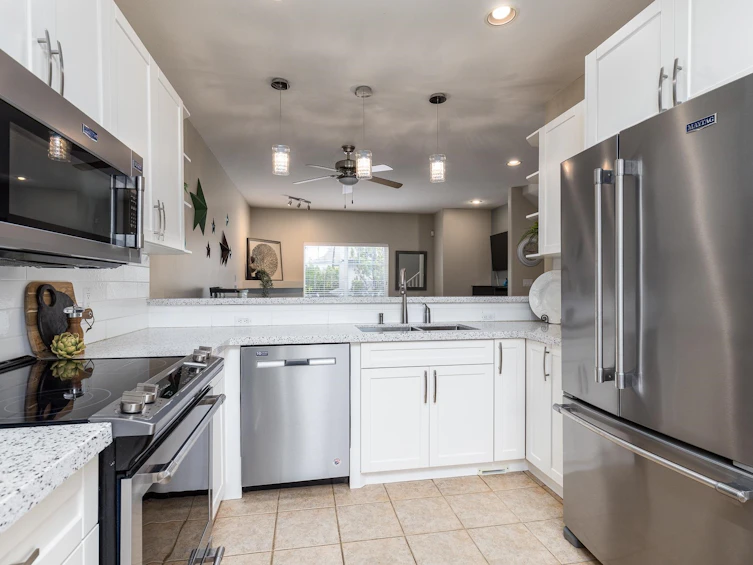 73-18221 68 Avenue, Surrey, BC, V3S 9J1 - 9