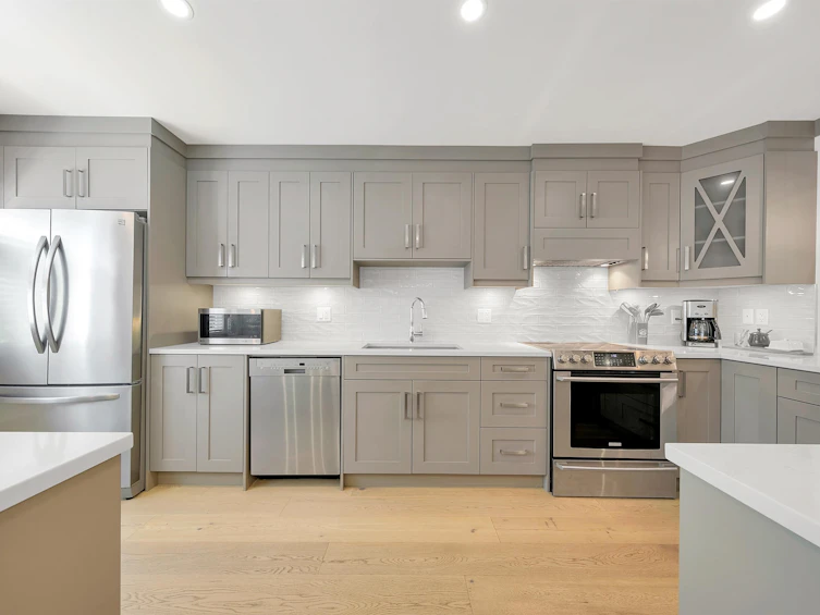 11-888 W 16th Street, North Vancouver, BC, V7P 1R3 - 5