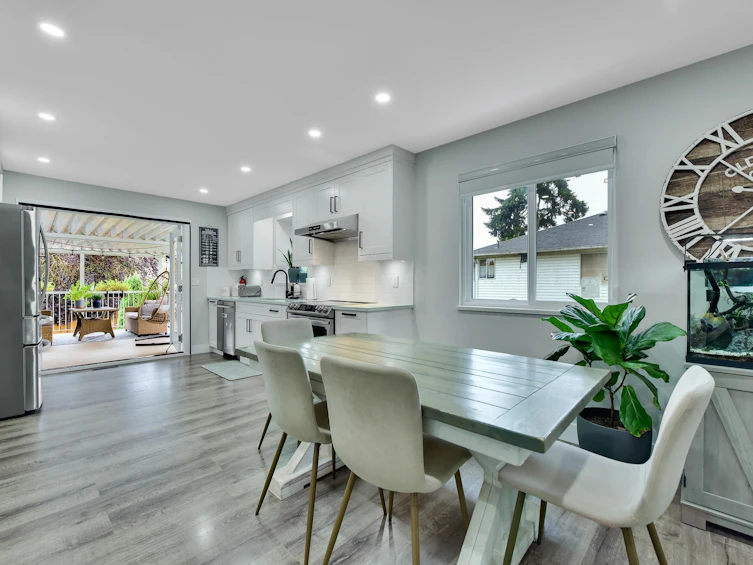 9150 156 Street, Surrey, BC, V3R 5Y8 - 10
