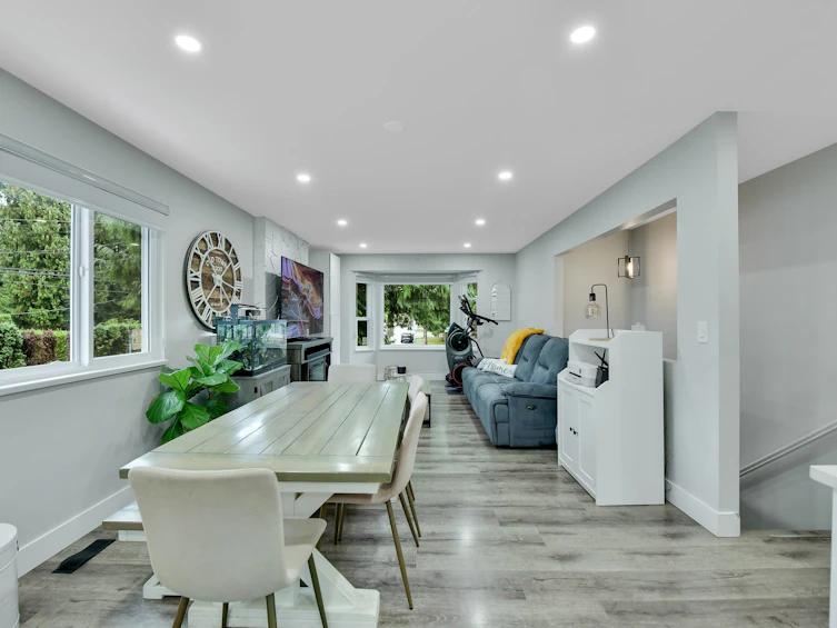 9150 156 Street, Surrey, BC, V3R 5Y8 - 15