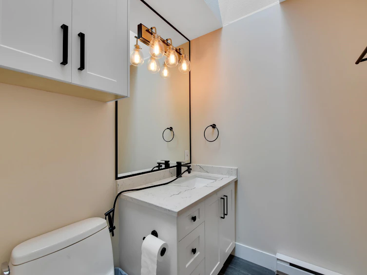 9150 156 Street, Surrey, BC, V3R 5Y8 - 28