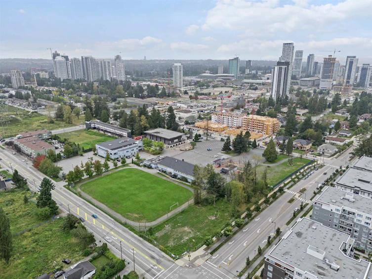 413-13963 105 Boulevard, Surrey, BC, V3T 0M9 - 38
