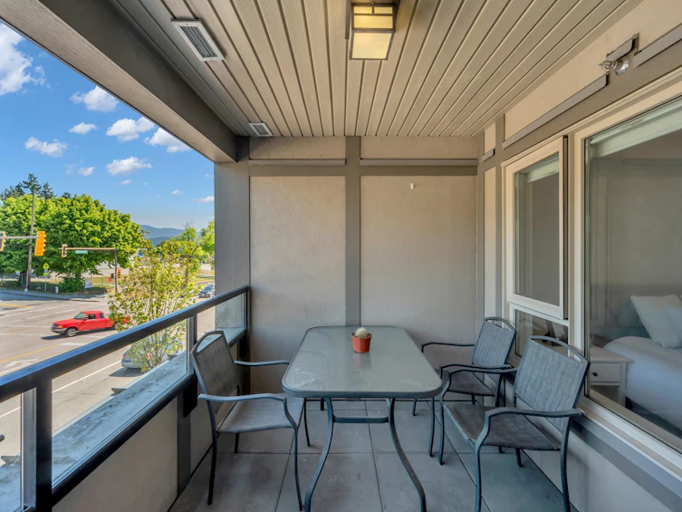 202-5688 Hastings Street, Burnaby, BC, V5B 1R4 - 16