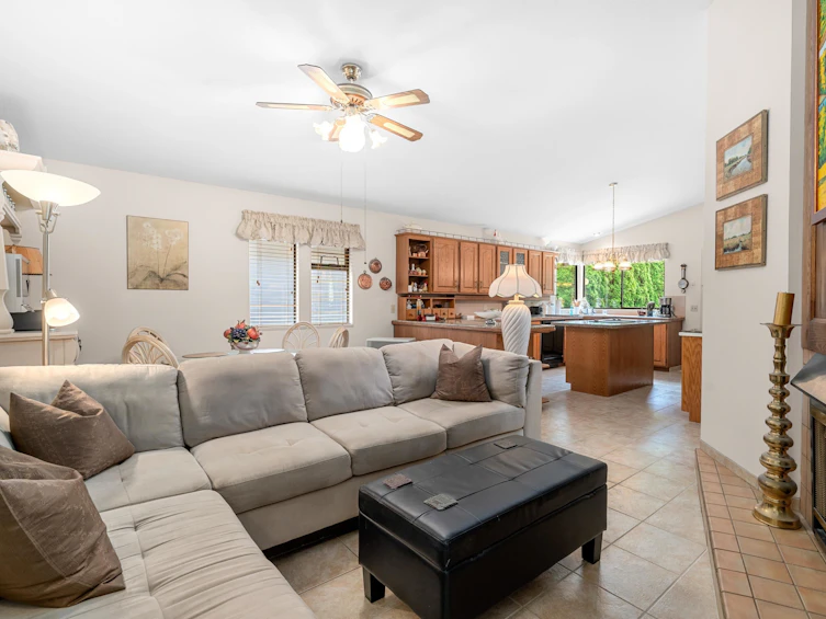 2515 Edgemont Boulevard, North Vancouver, BC, V7R 2M9 - 12