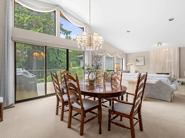 2515 Edgemont Boulevard, North Vancouver, BC, V7R 2M9 - 21