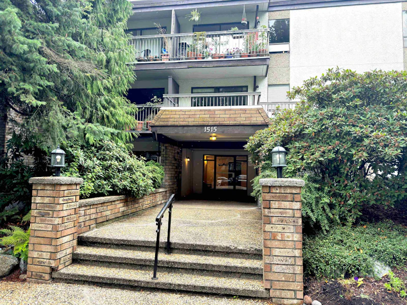 305 - 1515 E 5th Avenue, Vancouver BC V5N 1L6