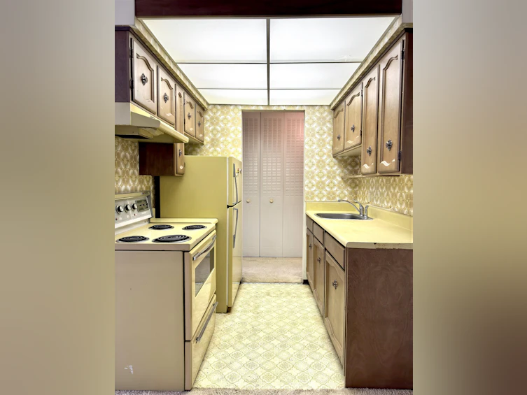 305-1515 East 5th Avenue, Vancouver, BC, V1W 3A5 - 2