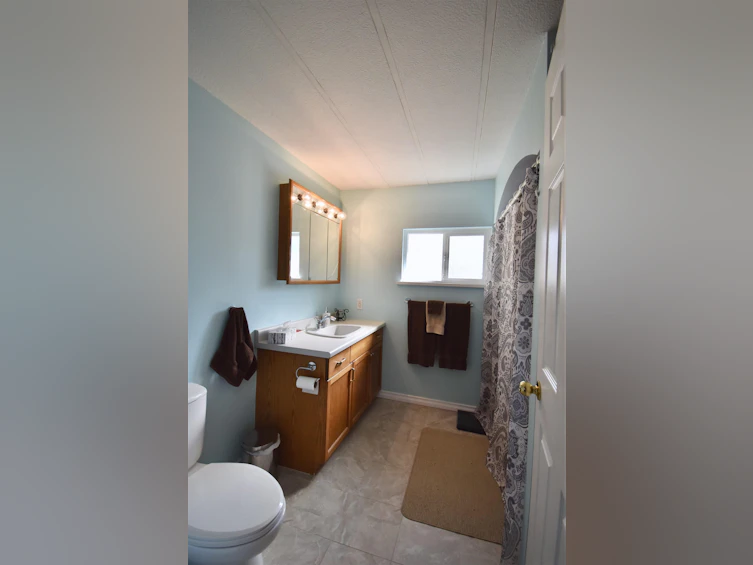 1327 Kearton Road, Gibsons, BC, V0N 1V4 - 8