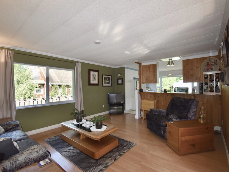 1327 Kearton Road, Gibsons, BC, V0N 1V4 - 14
