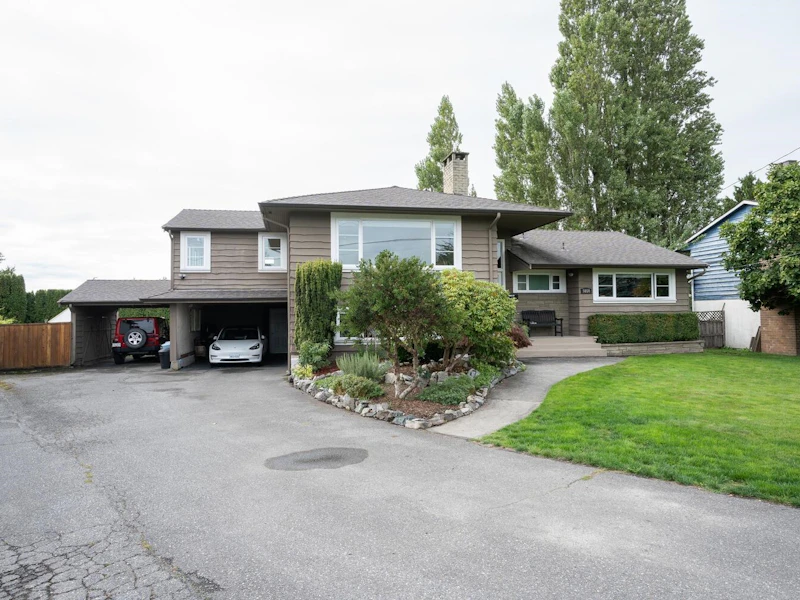 5050 Massey Drive, Delta BC V4K 1B5