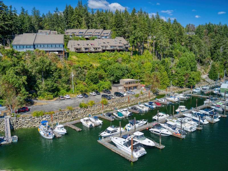 203 - 10163 Mercer Road, Secret Cove BC