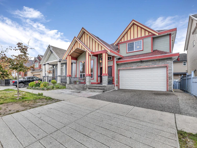 12570 71 Avenue, Surrey, BC, V3W 1T5