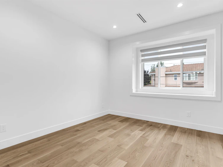 402 E 59th Avenue, Vancouver, BC, V5X 1Y1 - 15