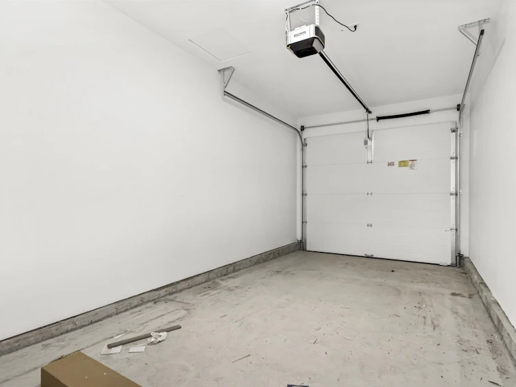 402 E 59th Avenue, Vancouver, BC, V5X 1Y1 - 30